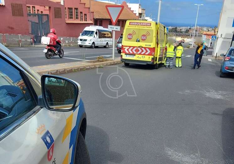 Imagen de accidente de esta tarde en Las Longueras/TA.